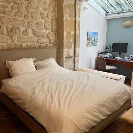 100 M2 Appartement *