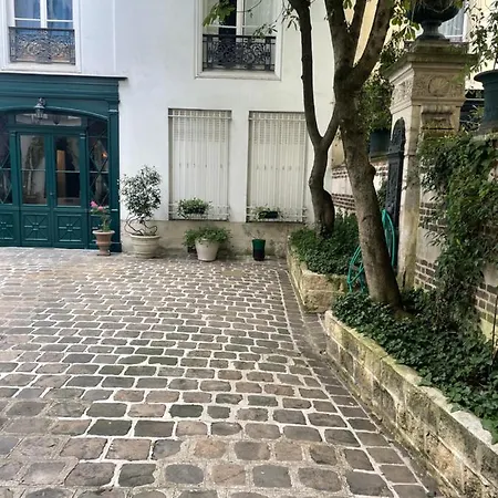 Appartement 100 M2 *